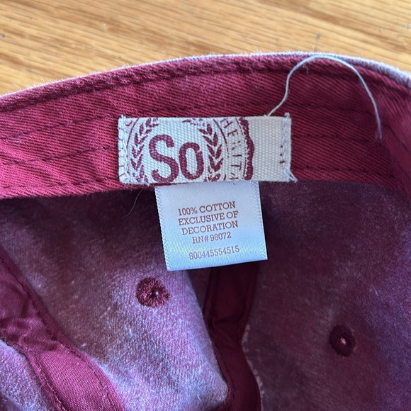 Baseball cap - Picture 4 of 5